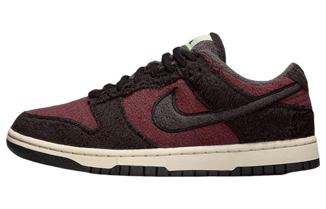 Nike Dunk Low Se Fleece Pack Burgundy Crush Women's 2