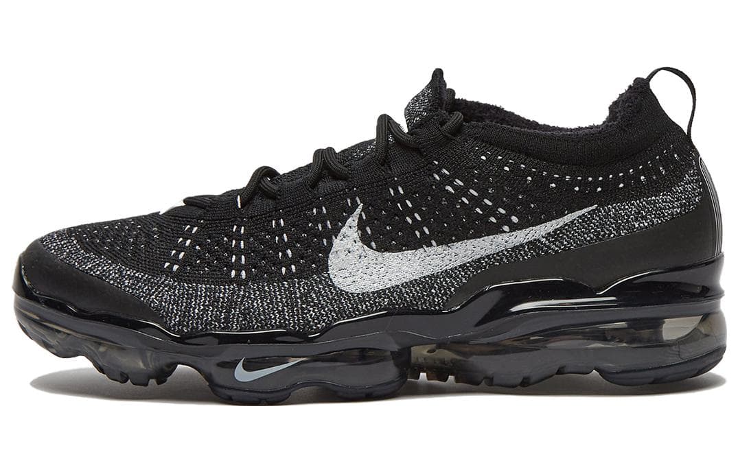 Nike Air VaporMax 2023 Flyknit Oreo 2