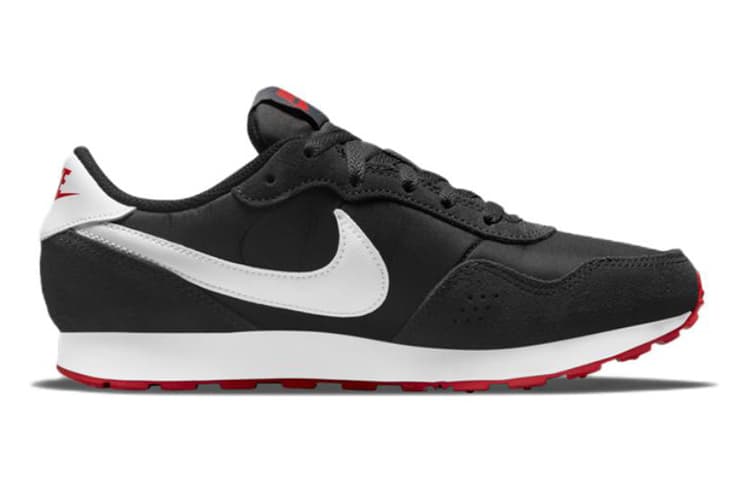Nike MD Valiant Running Shoes GS 3