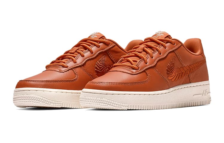 Nike Air Force 1 Low Embroidered Dusty Peach GS 5