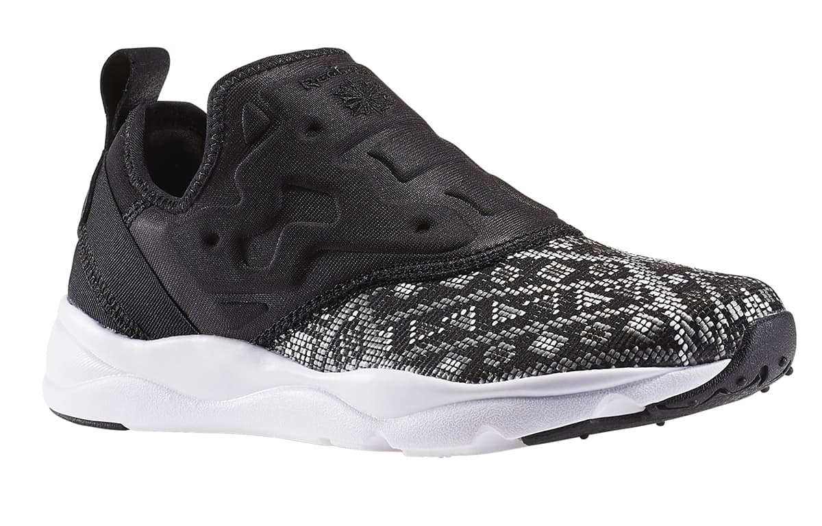Reebok Furylite Slip On Gt Running Shoes Black/White Women's 5