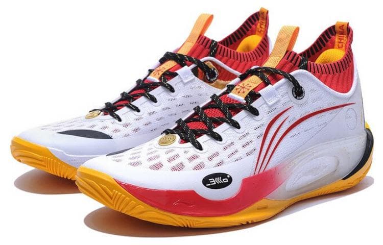 LINING Wade 808 Ultra 'White Red' 6