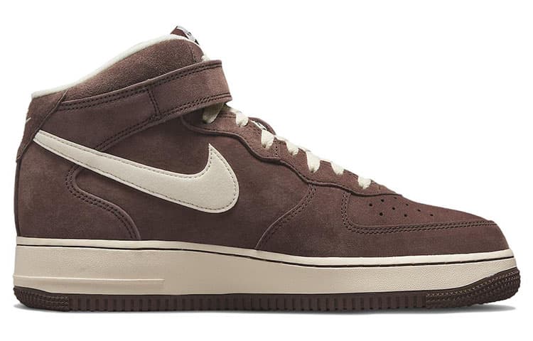 Nike Air Force 1 Mid Qs Chocolate 4