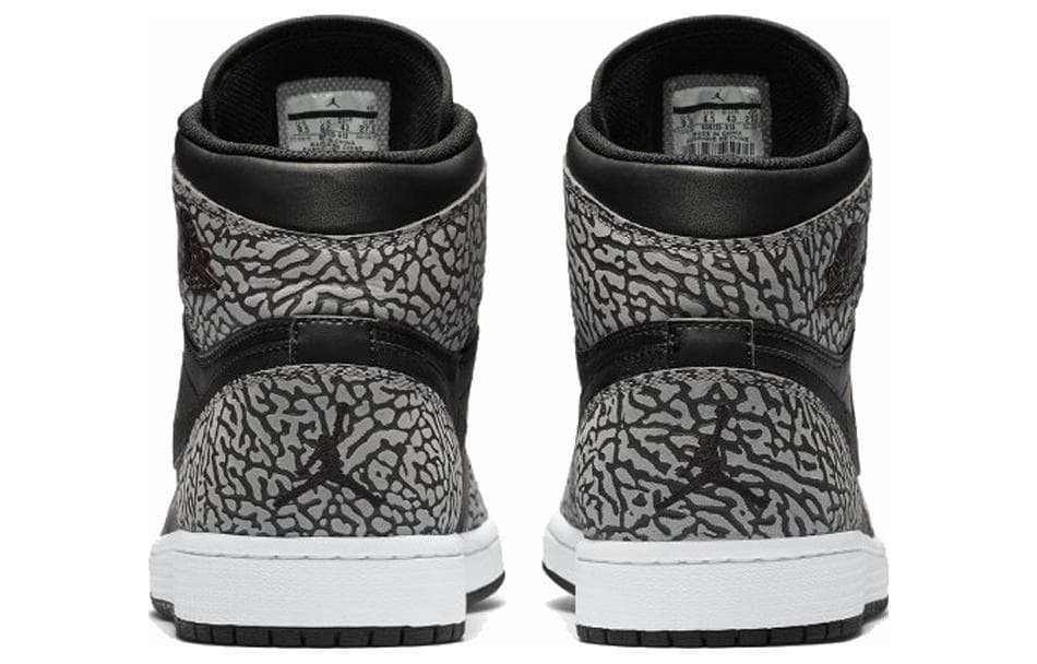 JORDAN 1 Retro Un Supreme 5