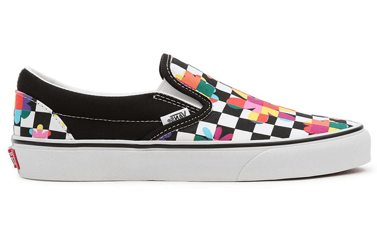 Vans Classic Slip On 'Black White' 4