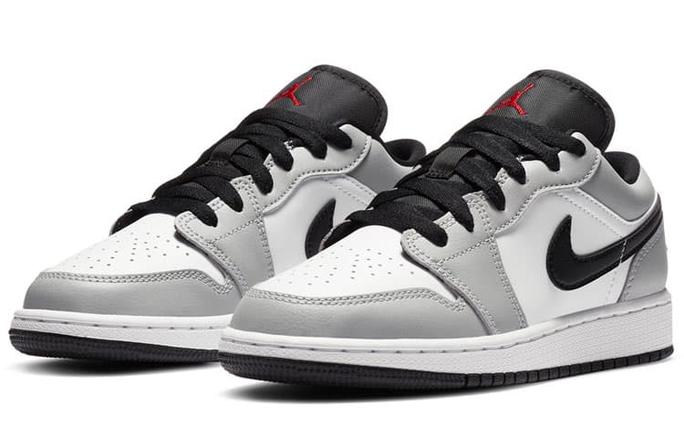 Jordan 1 Low 'Light Smoke Grey' GS 5