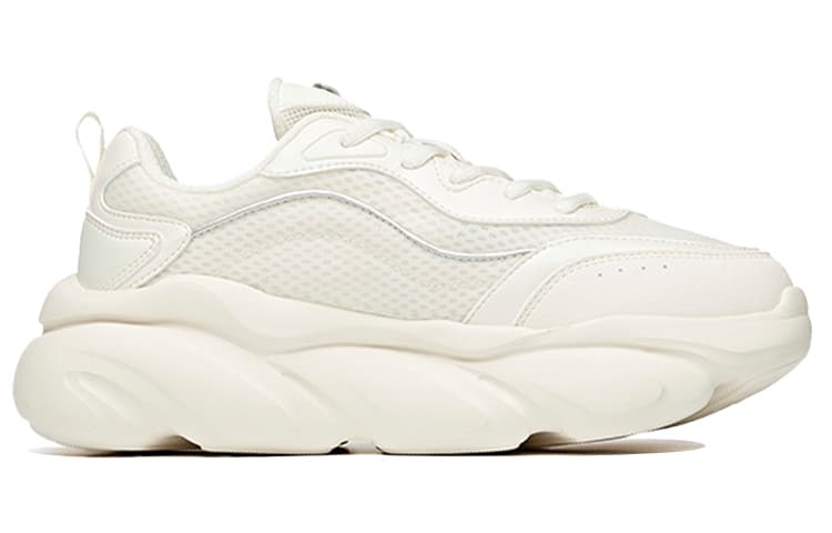 Anta Claw Life Collection Cushioning Anti-Slip Wear-Resistant Breathability Low-Top Chunky Sneakers Women's White 3