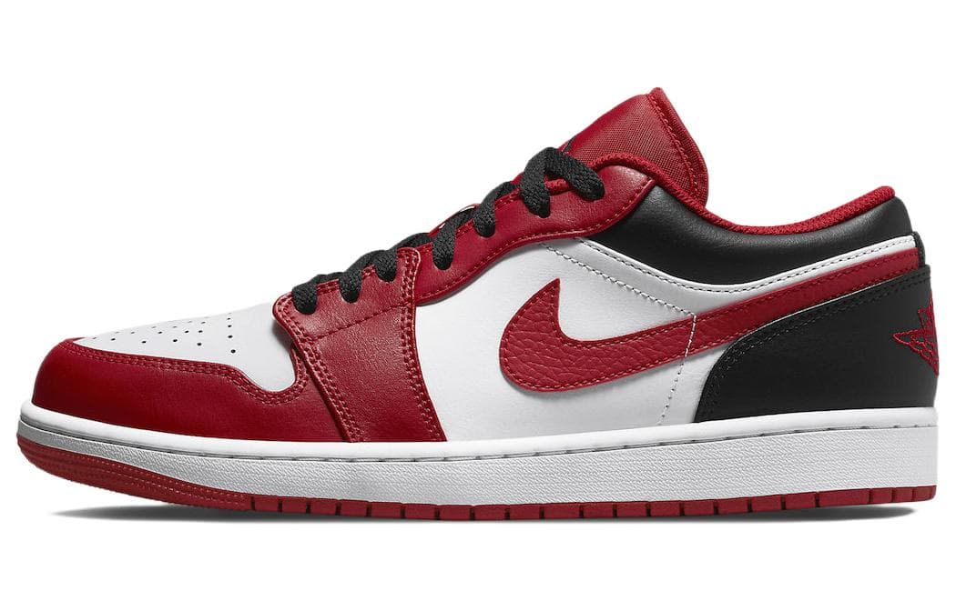 JORDAN 1 Low Bulls 2