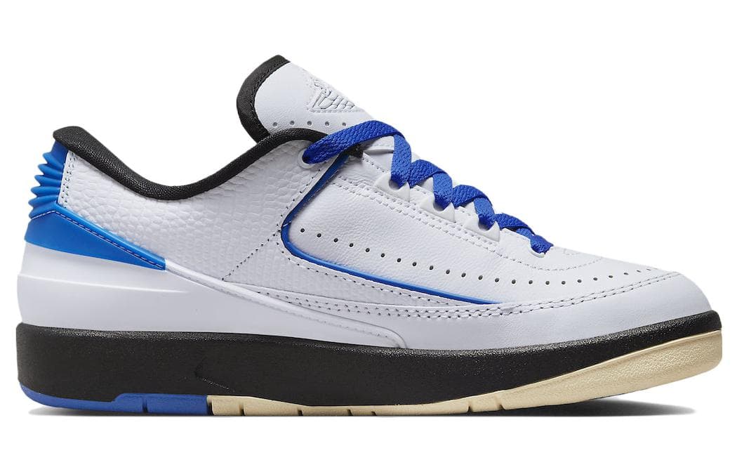 JORDAN 2 Retro Low Varsity Royal Women's 3