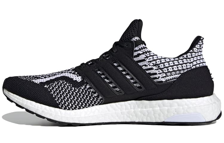Adidas Ultra Boost 5.0 Dna Oreo 2