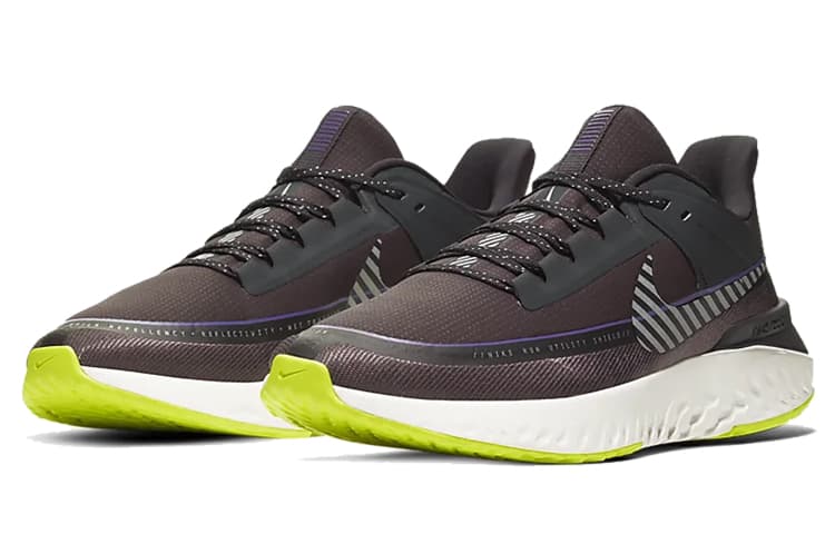 Nike Legend React 2 Shield Reflective Silver Dark Grey 5