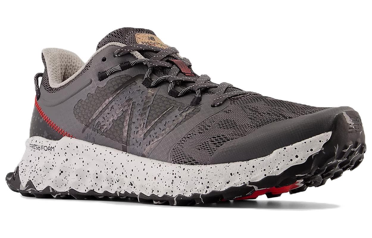 New Balance Fresh Foam Garo 'Magnet Speckled' 5