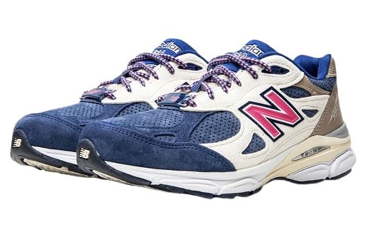 New Balance 990v3 MiUSA Kith Daytona With Socks 6