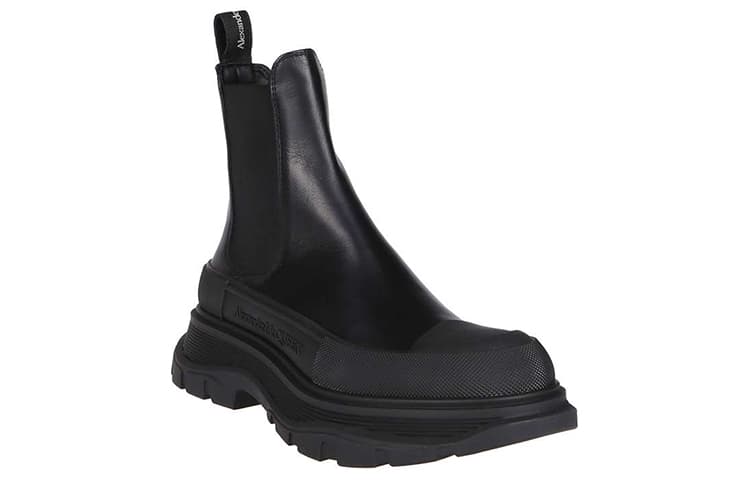 Alexander McQueen Chelsea Tread Ankle Boot Black Women's 6