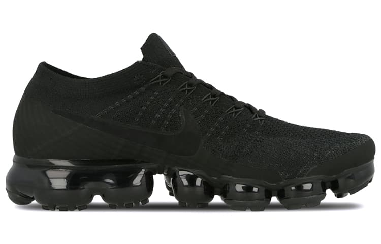 Nike VaporMax Triple Black 2.0 4