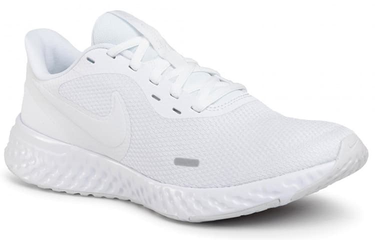 Nike Revolution 5 Triple White 5