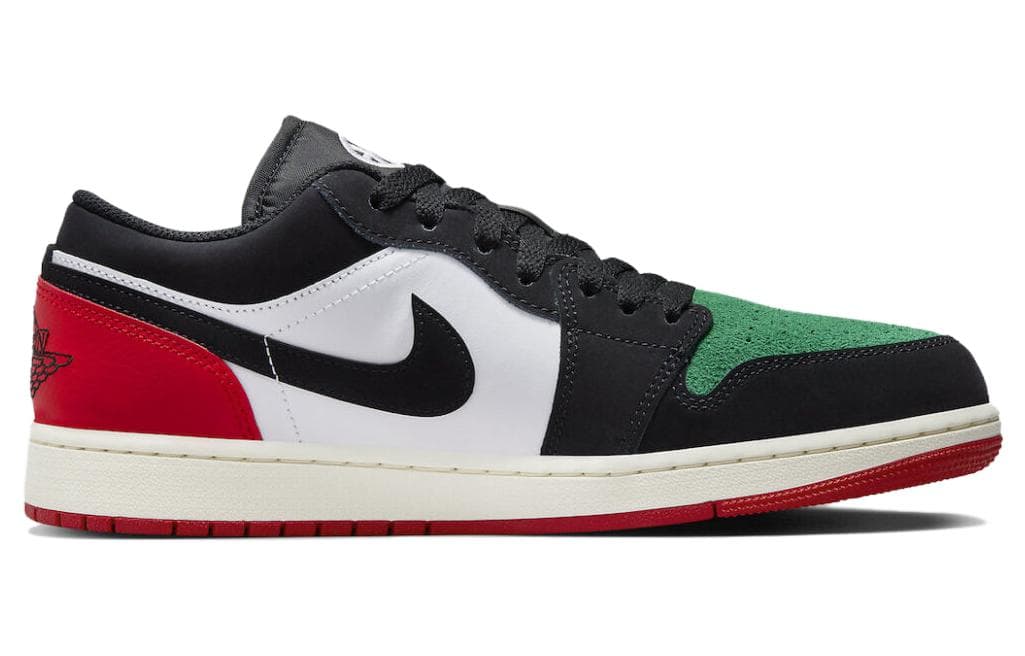 JORDAN 1 Low Quai 54 2023 4