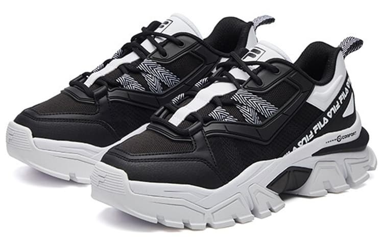 FILA Buffer Low Running Shoes Black/White Women's 6