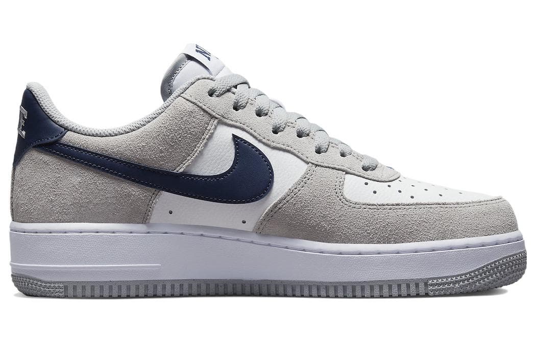 Nike Air Force 1 Low '07 Light Smoke Grey Midnight Navy 4