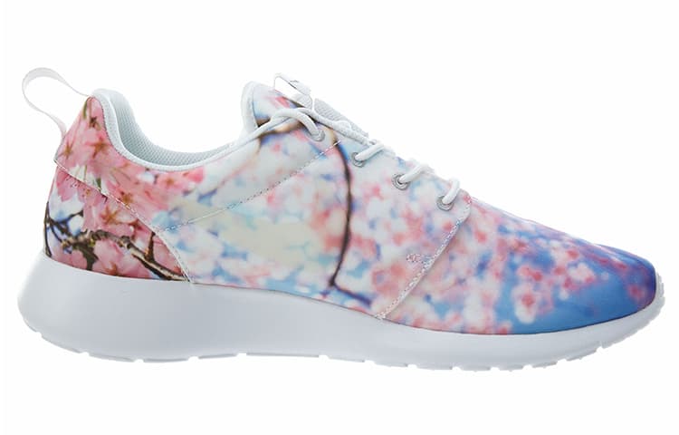 Nike Roshe One 'Cherry Blossom' Women's 4