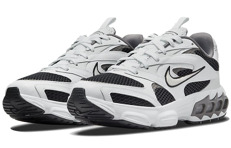 Nike Zoom Air Fire Low Top White/Black Women's 6