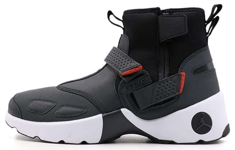 Jordan Trunner High Triple Black 2