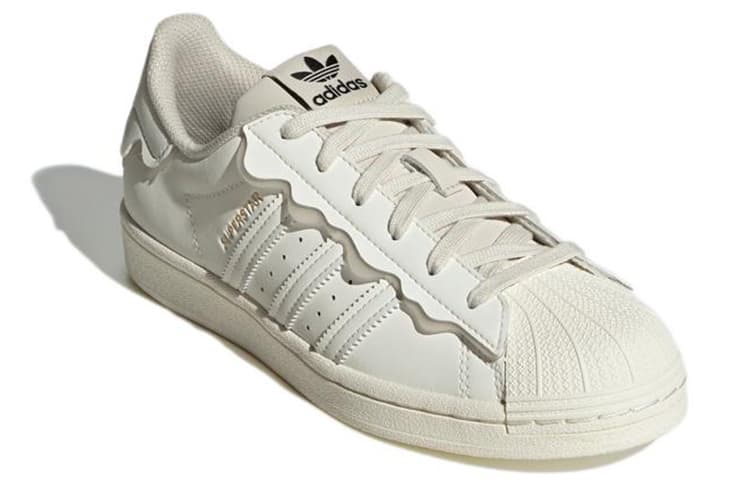 adidas originals Superstar Brown Women's 6