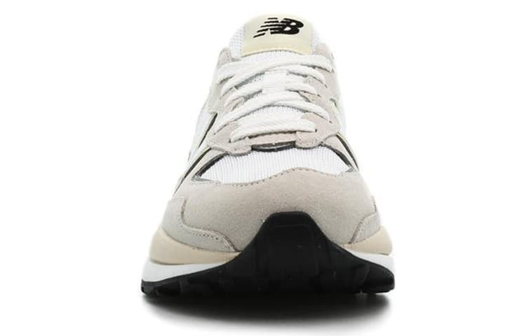 New Balance 57/40 Gold Aspen Women's 6