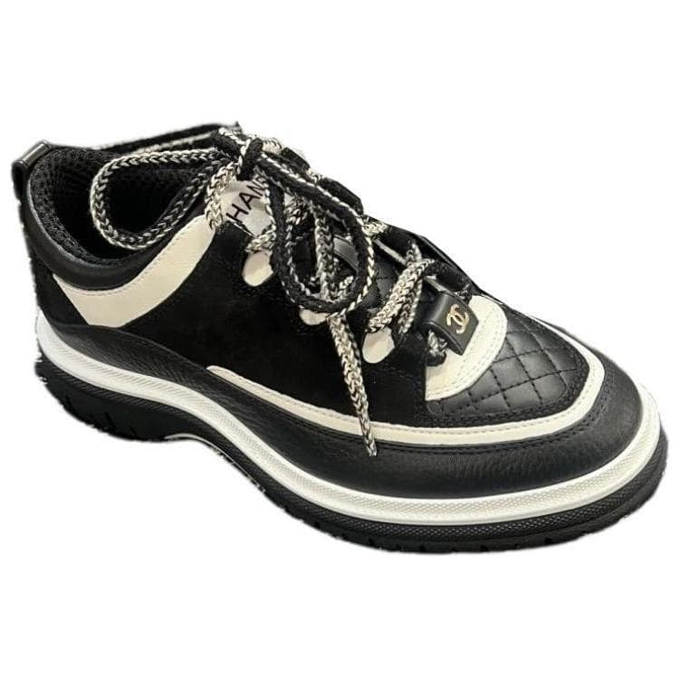 CHANEL 25C Low-Top Casual Shoes Women's Black 4