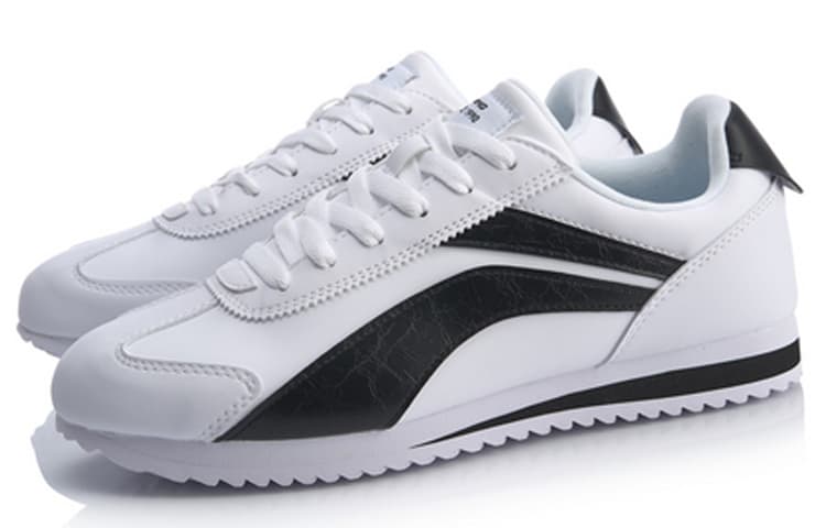 LiNing 3K Anti-Slip And Wear-Resistant Lightweight Low-Top Sports Casual Shoes White Black 6