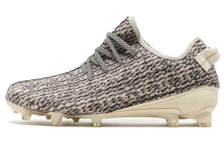 Adidas Originals Yeezy 350 Cleat Turtledove 2
