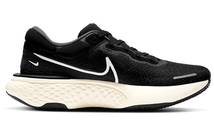 Nike ZoomX Invincible Run Flyknit Black White 4