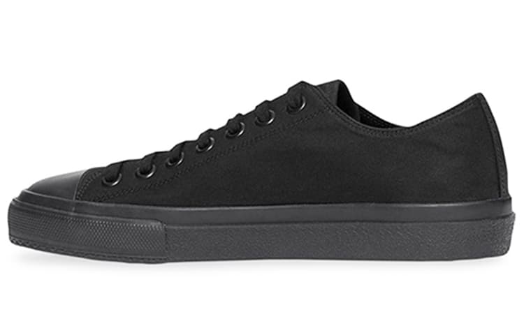 Burberry VINTAGE Canvas Shoes Women's Low Top Black 2