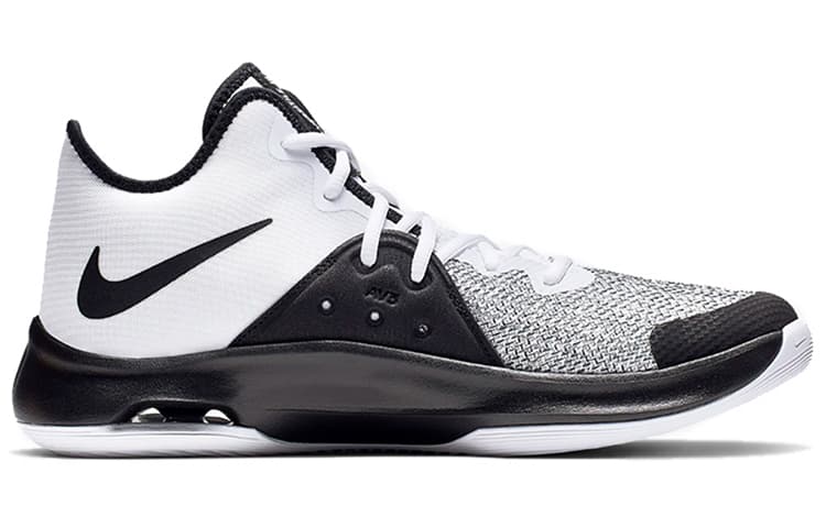 Nike Air Versitile 3 White Black 4