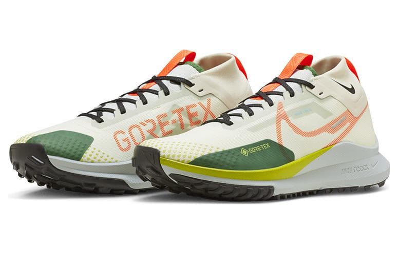 Nike Pegasus Trail 4 Gore Tex Coconut Milk Safety Orange Cactus 3