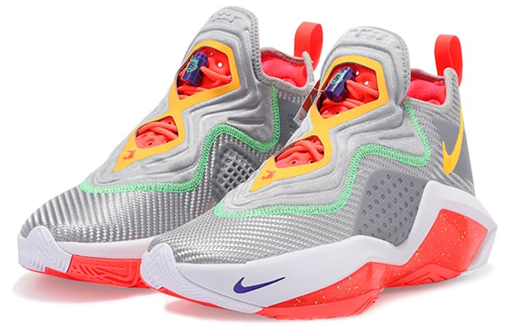 Nike LeBron Soldier 14 Hare 5