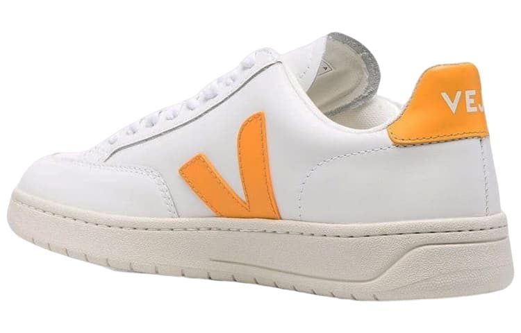 VEJA V 12 Leather White Ouro Women's 6