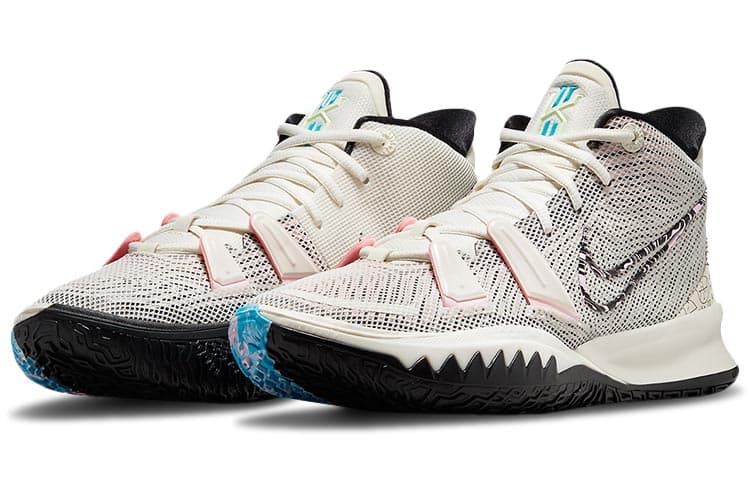 Nike Kyrie 7 'Pale Ivory' 5