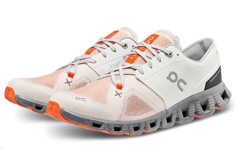 On Running Cloud X 3 Ivory Alloy 5