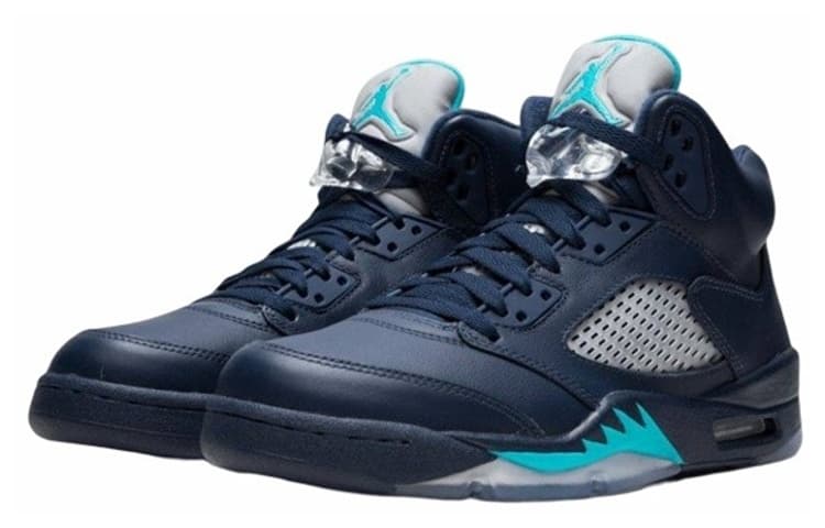 JORDAN 5 Retro Pre Grape 4