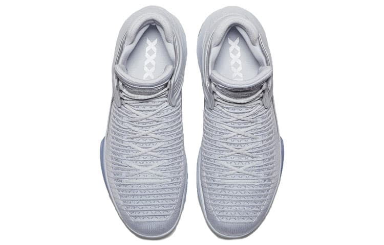 JORDAN Xxxii Pure Platinum 6