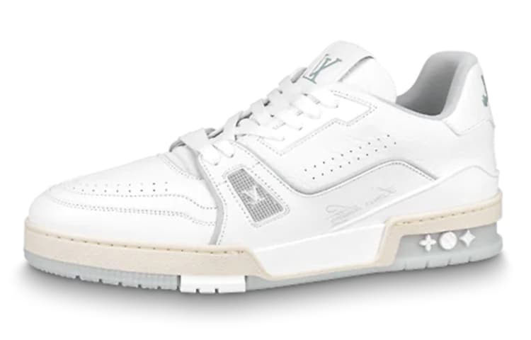 LOUIS VUITTON Trainer White Grey Signature 2
