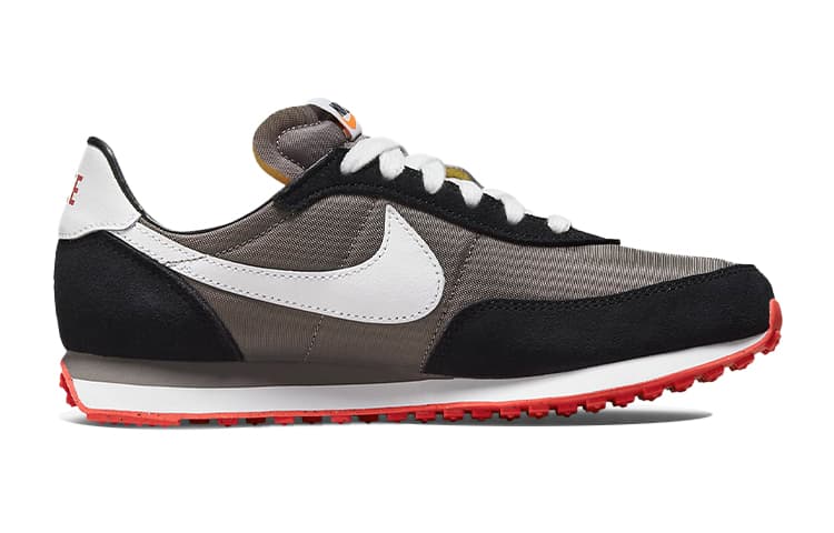 Nike Waffle Trainer 2 Pewter Siren Red GS 3