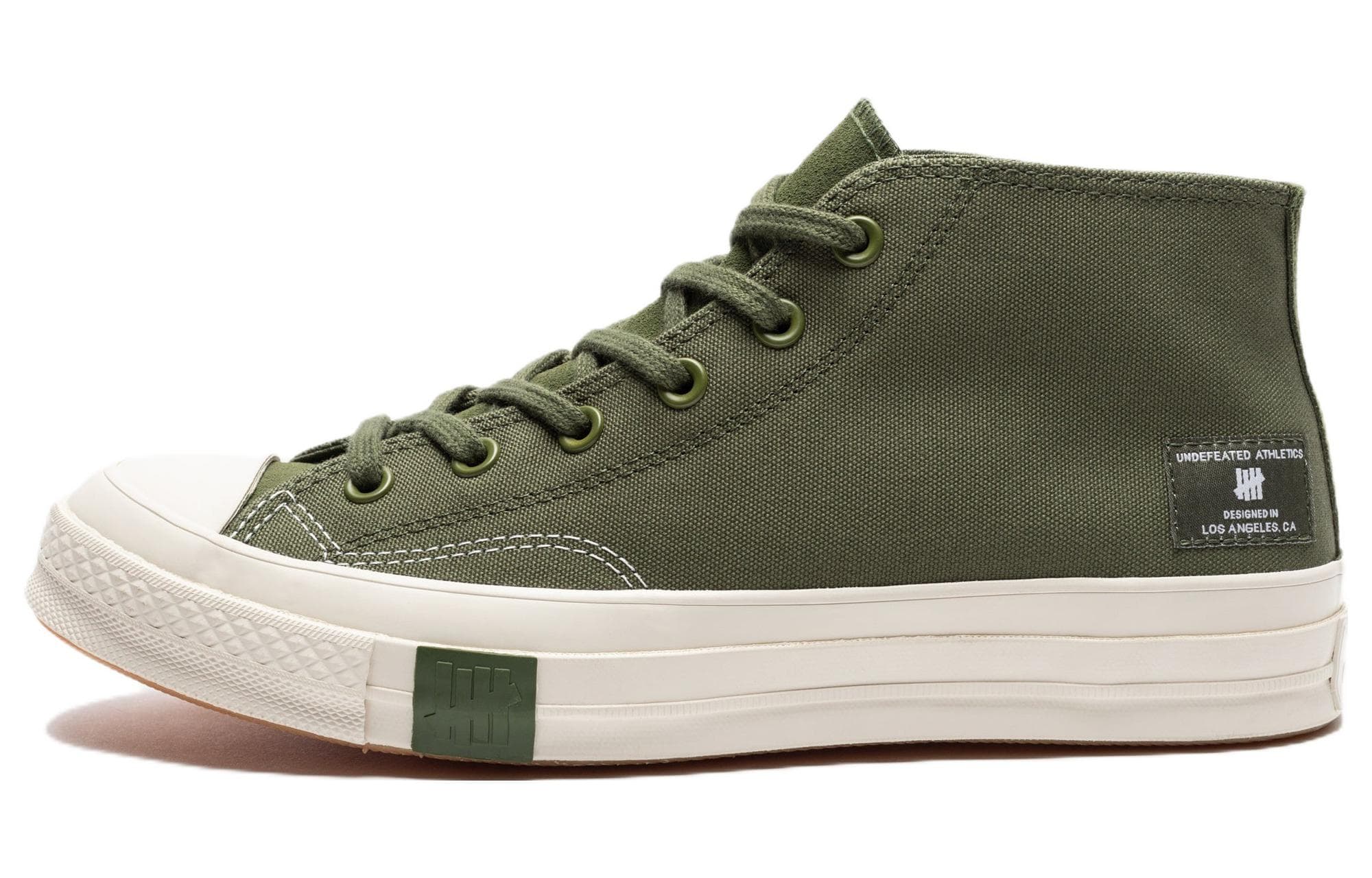 Chuck 70 Undefeated X Converse Mid 'Chive Parchment'