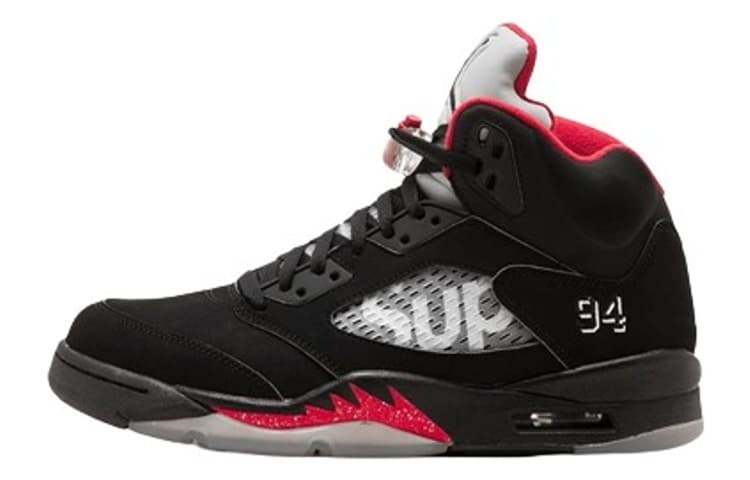 JORDAN 5 Retro Supreme Black