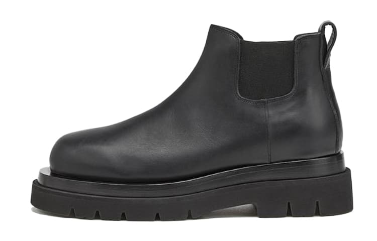 Bottega Veneta Lug Chelsea Ankle Length Chelsea Boots Women's Black 2
