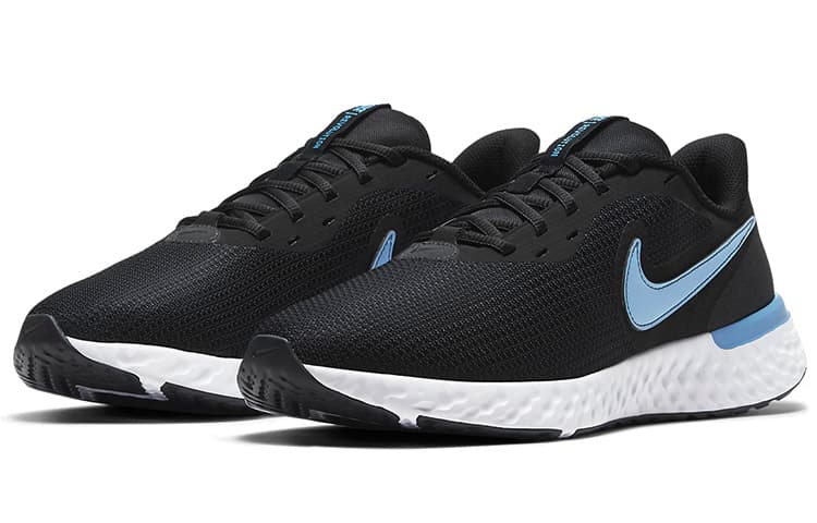 Nike Revolution 5 Ext 'Black Coast' 6