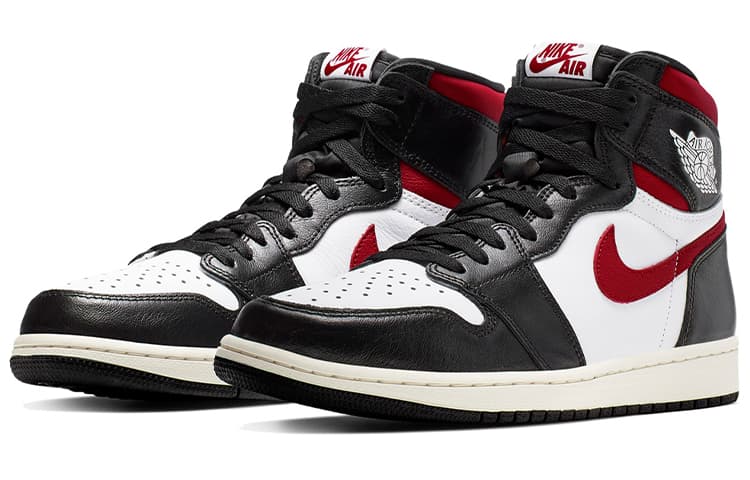JORDAN 1 Retro High Black Gym Red 4