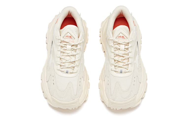 ANTA Hot Chunky Sneakers Women's Low-Top Light Beige White/Fluorescent Hot Orange 6