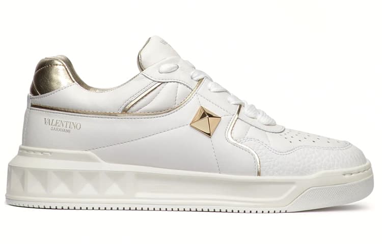 Valentino One Stud GARAVANI Low Top Skateboard Shoes Women's White 3